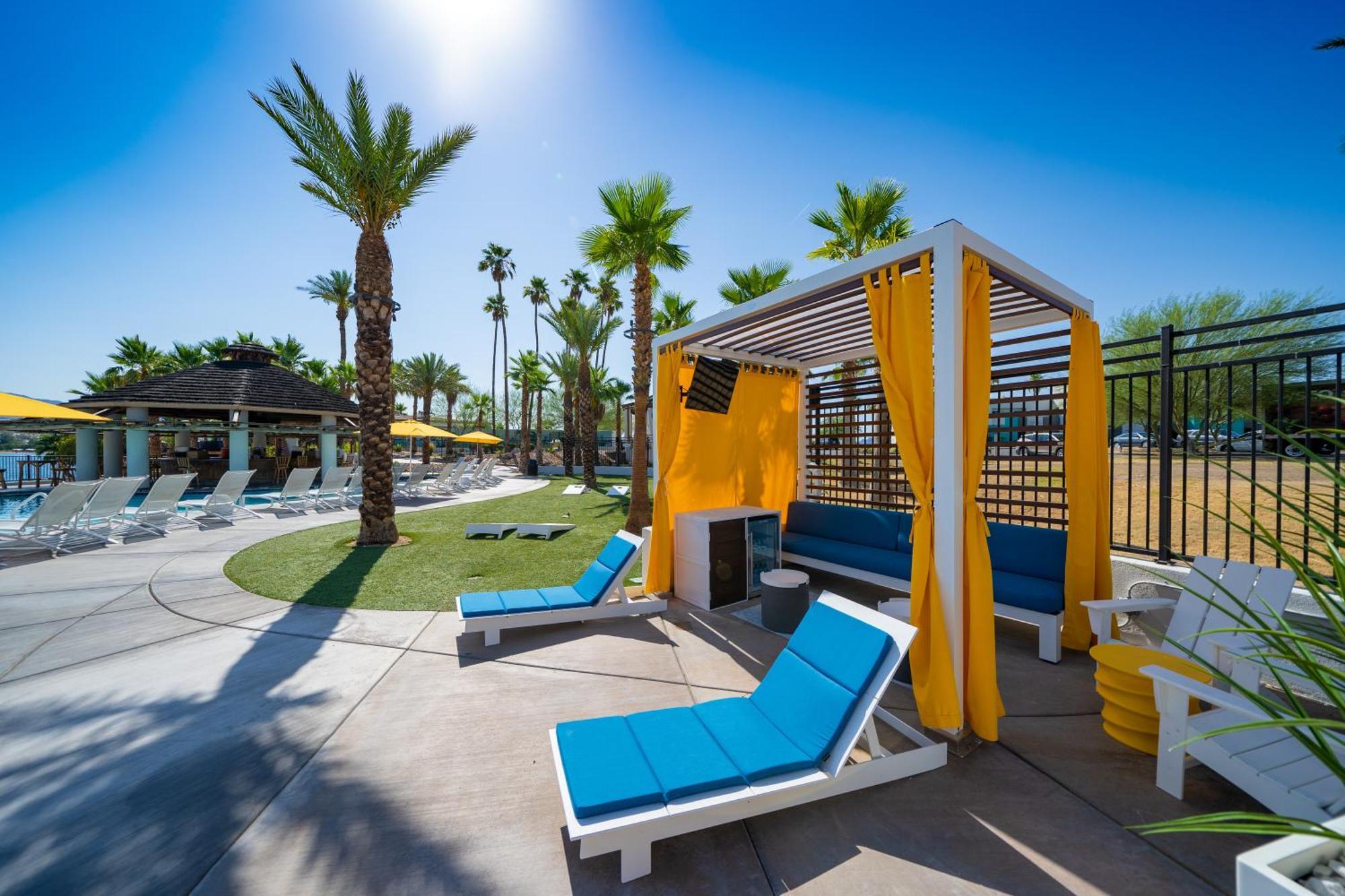 The Nautical Beachfront Resort Лейк Хавасу Сити Екстериор снимка