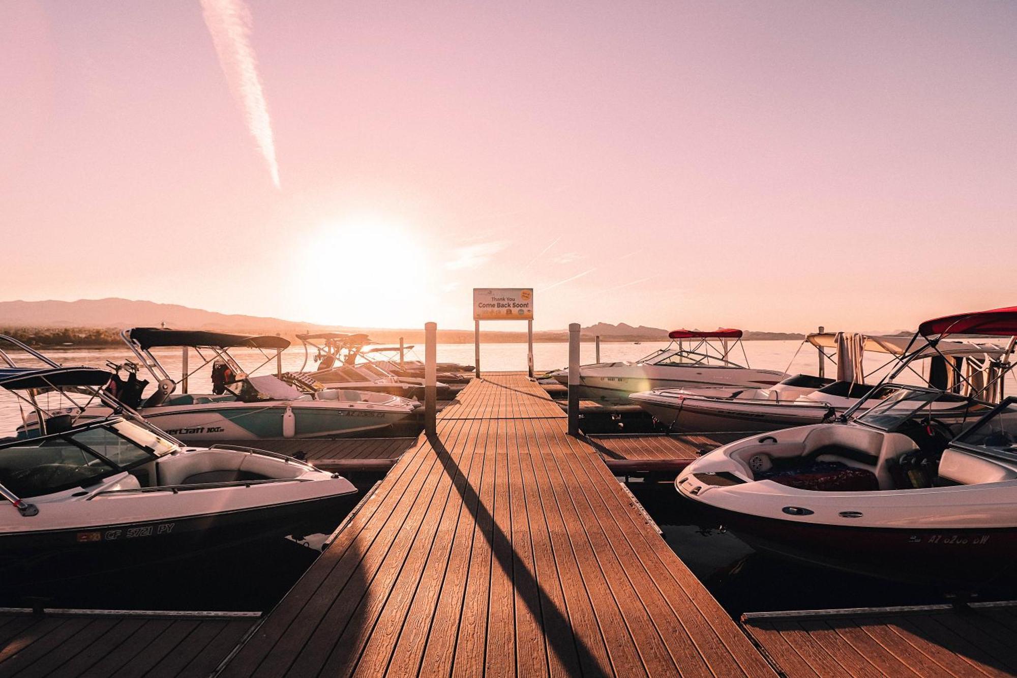 The Nautical Beachfront Resort Лейк Хавасу Сити Екстериор снимка