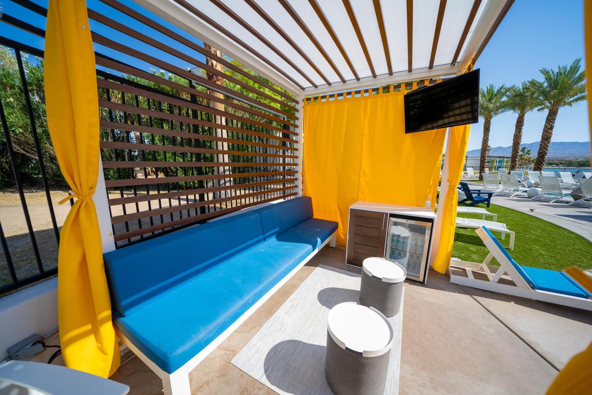 The Nautical Beachfront Resort Лейк Хавасу Сити Екстериор снимка