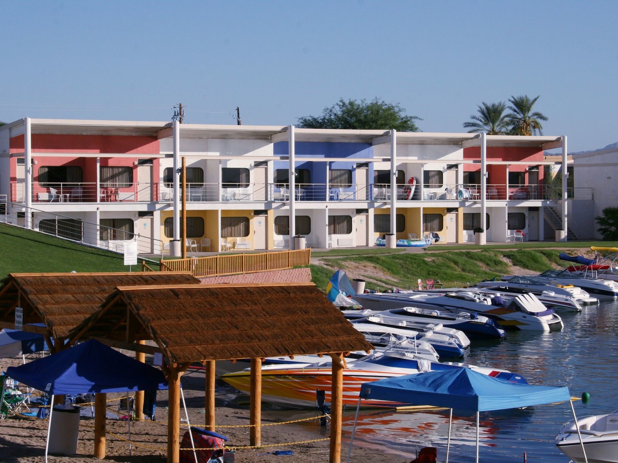 The Nautical Beachfront Resort Лейк Хавасу Сити Екстериор снимка