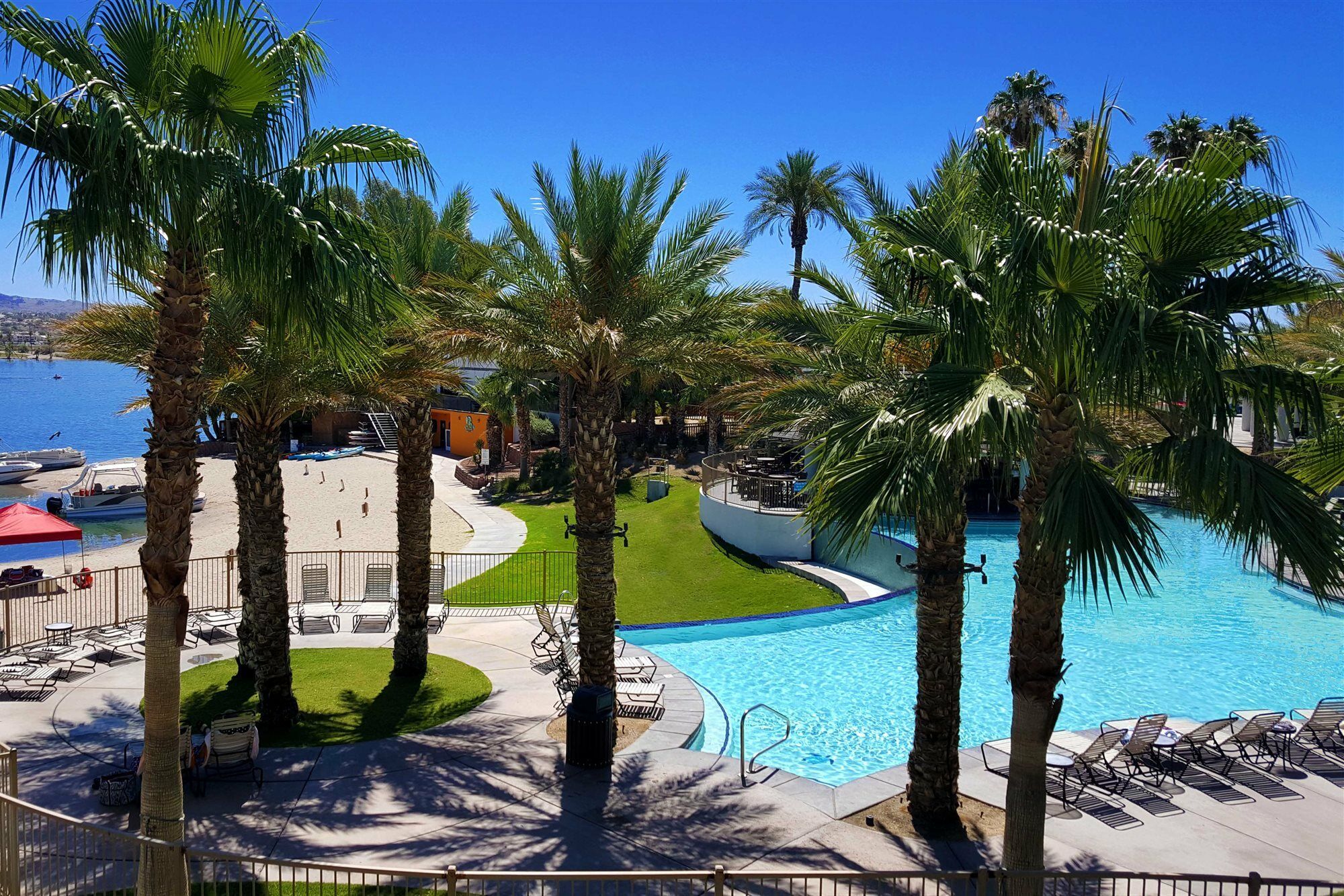 The Nautical Beachfront Resort Лейк Хавасу Сити Екстериор снимка